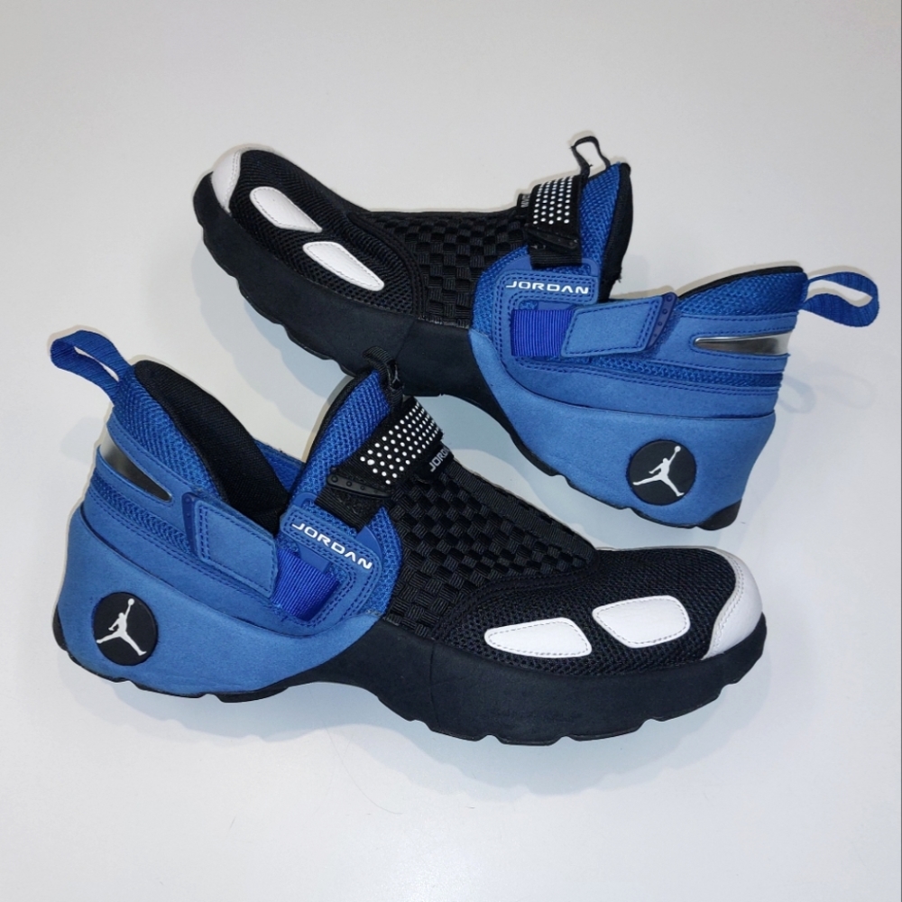 Air Jorden Trunner LX OG Bulls Roy Jones Men's Sneaker